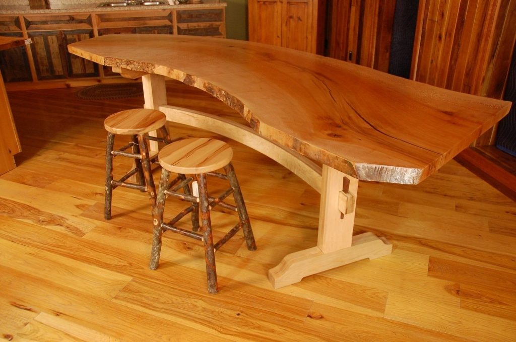 Bộ bàn ghế gỗ tần bì